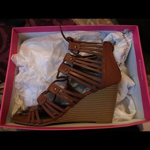 Beautiful justfab shoe